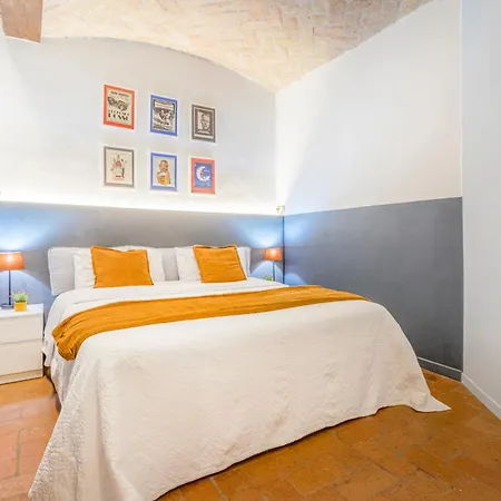 A 2 Passi Da Piazza Grande Apartment