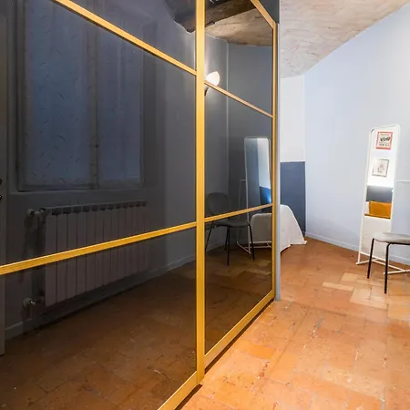 A 2 Passi Da Piazza Grande Lägenhet